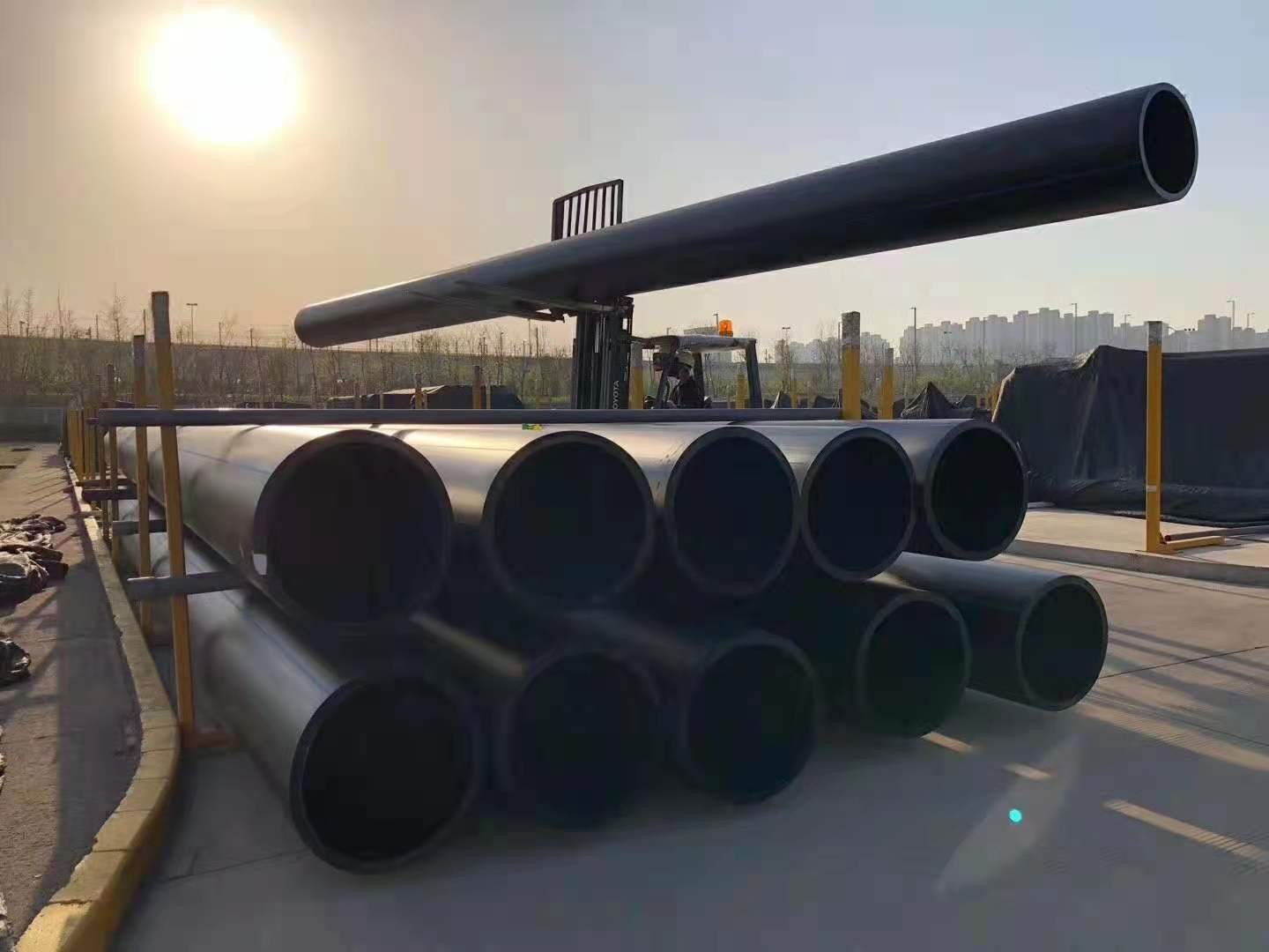 潔爾康建材告訴你：存放的PE管材為什么會出現(xiàn)質(zhì)量問題？